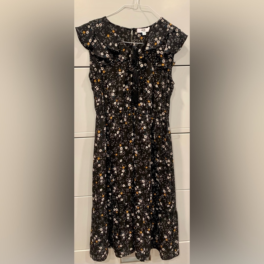 Jack by Dakota black floral dress size m